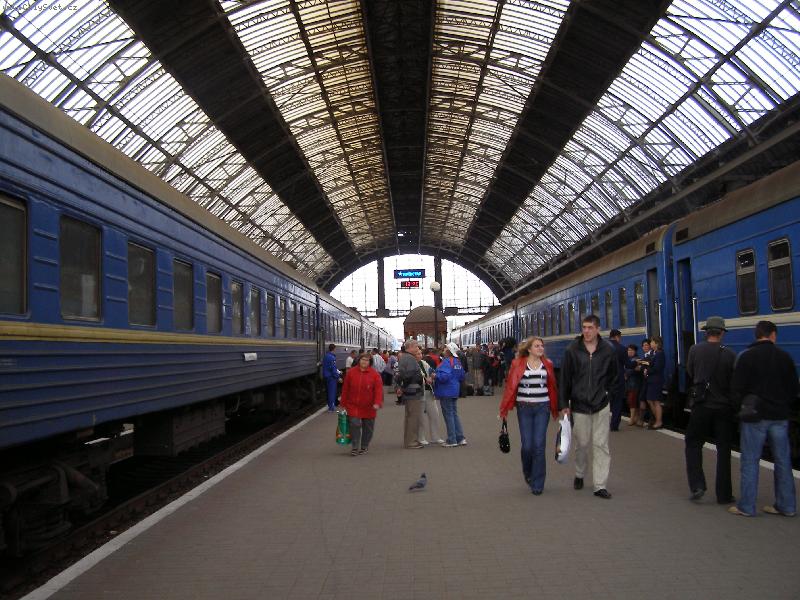 Foto: Lviv,n�dra�n� hala.