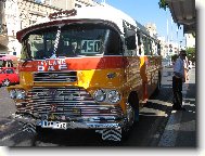 star�,ale kr�sn� autobus