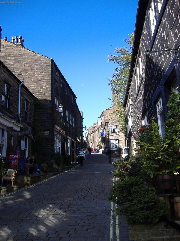 Foto: Howarth-mestecko sester Bronteovych