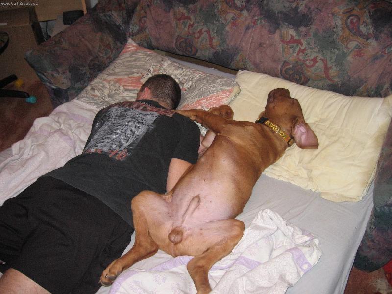 Foto: Mil��kov�-Vy�erpanost