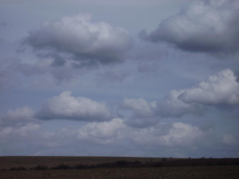 Foto: zvl�tn� barven� nebe