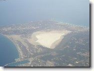 Soln� jezero v Larnace z letadla