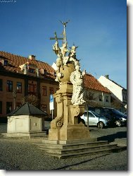 Socha v n�m�ti nad Oslavou